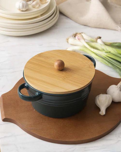 Enameled Buffet Casserole with Wood Lid, Green - Small