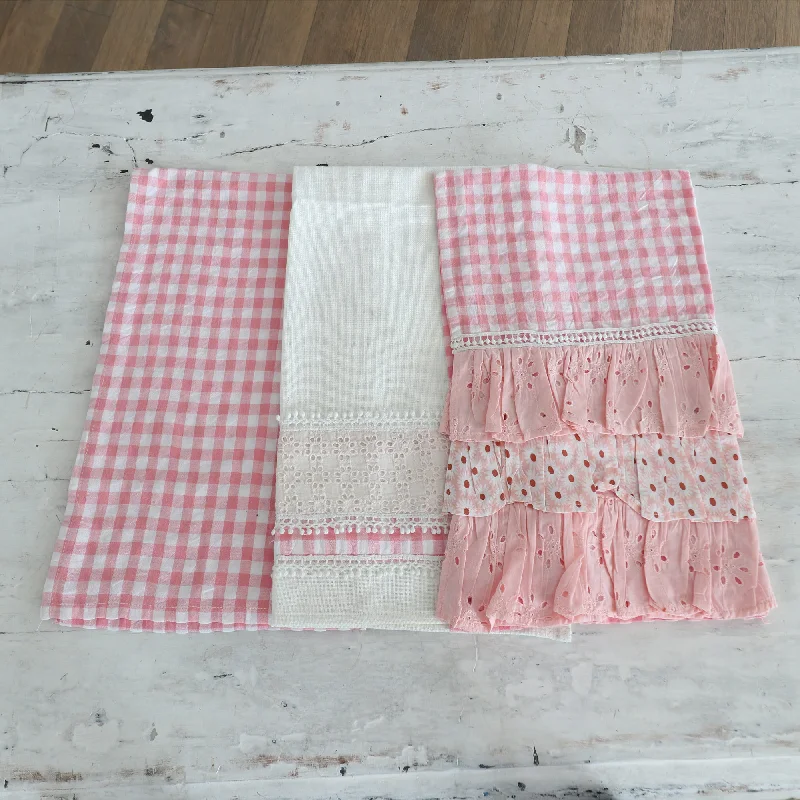 Set of 3 Pink Checkered Cotton Dish Towels with Laces - Pink Affection