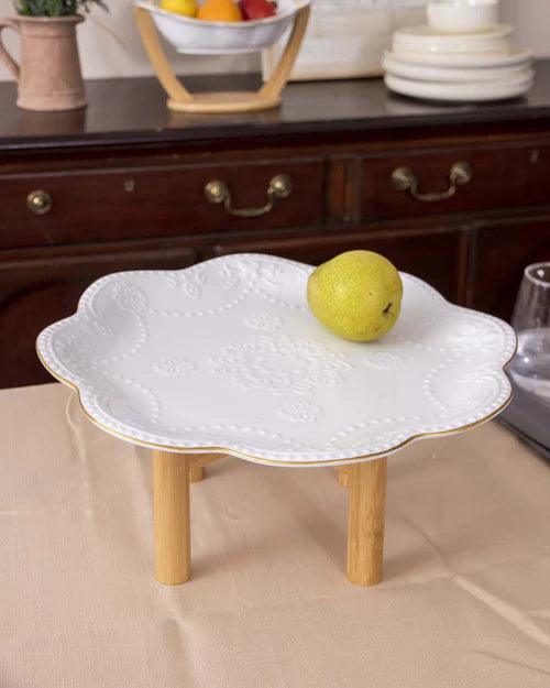 Wavy Edge Embossed Plate With Wooden Stand - White